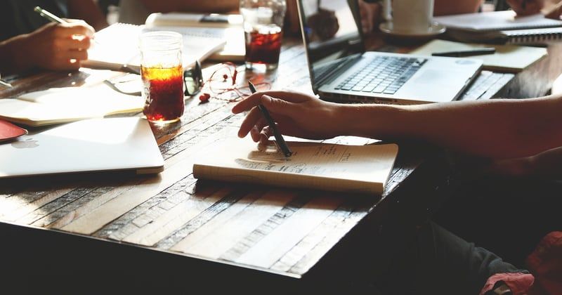 How to Build a Founder Mentor Network That Actually Delivers