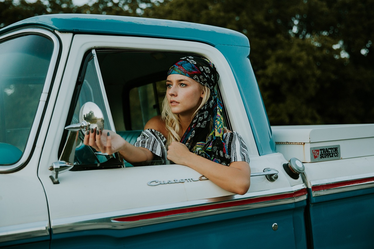 What are some unique food truck ideas to try in 2025?